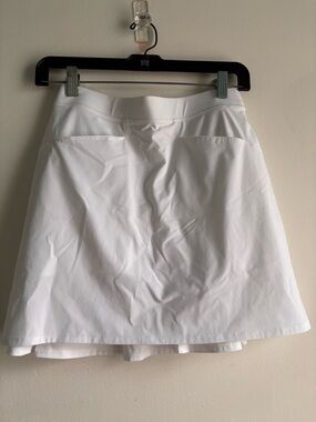 RLX Ralph Lauren White Athletic Skirt with Red Logo Detail